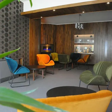 Cit'hotel L'etape Сен-Флур